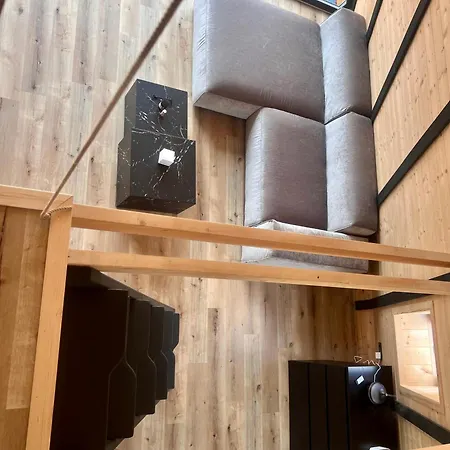 Woodparadise بيت للعطل